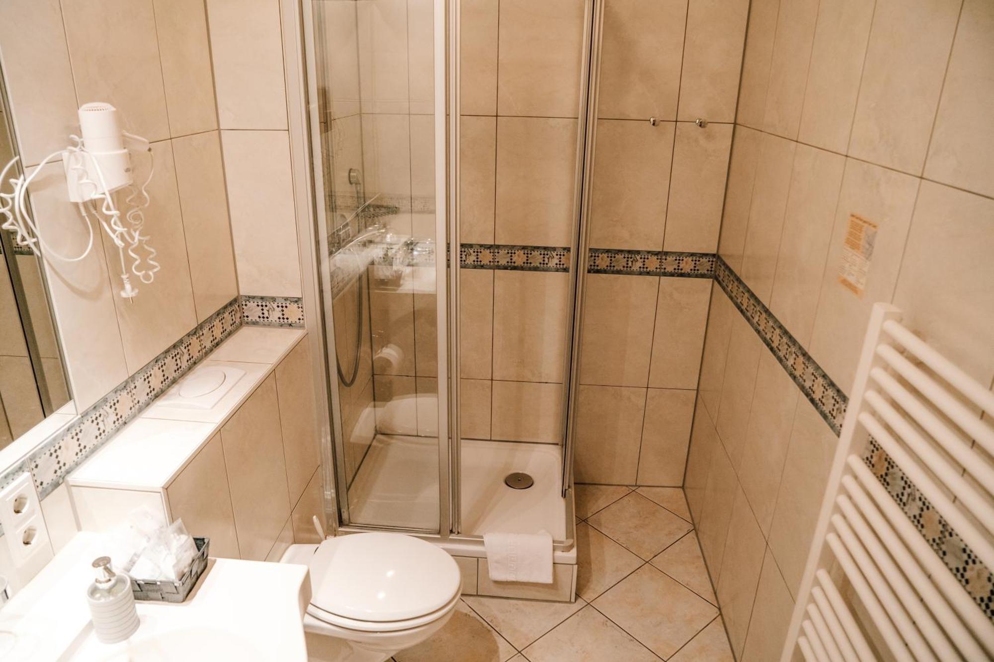 Bischofshof Braustuben Hotel Regensburg Kültér fotó