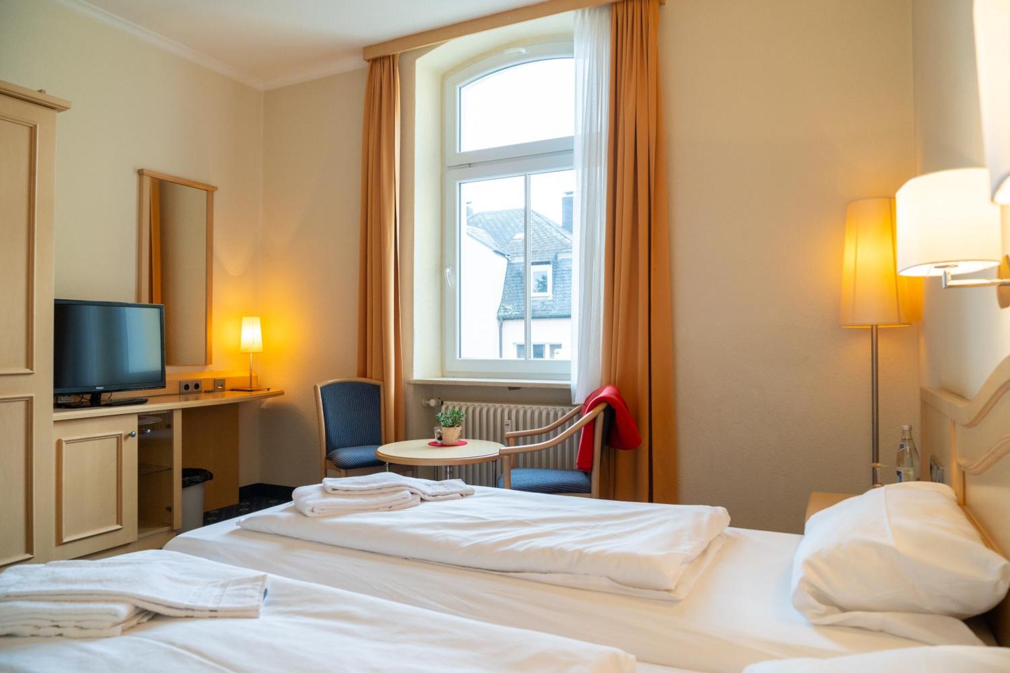 Bischofshof Braustuben Hotel Regensburg Kültér fotó
